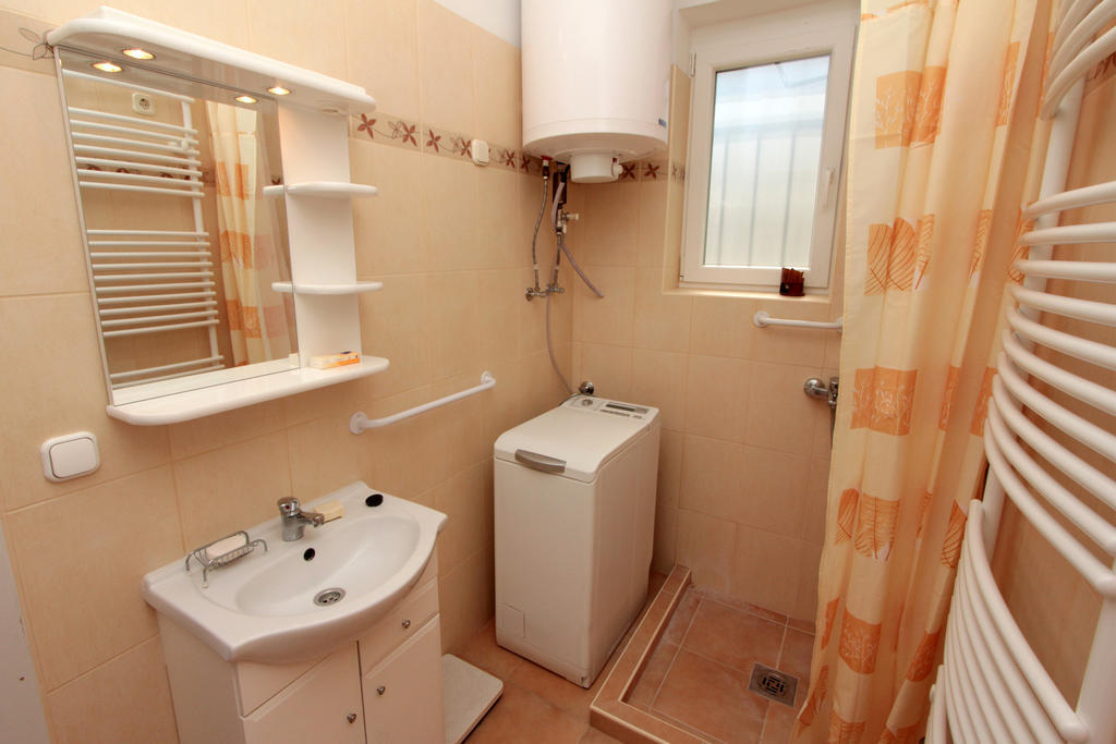 Roselio Garden Apartment Heviz Room photo